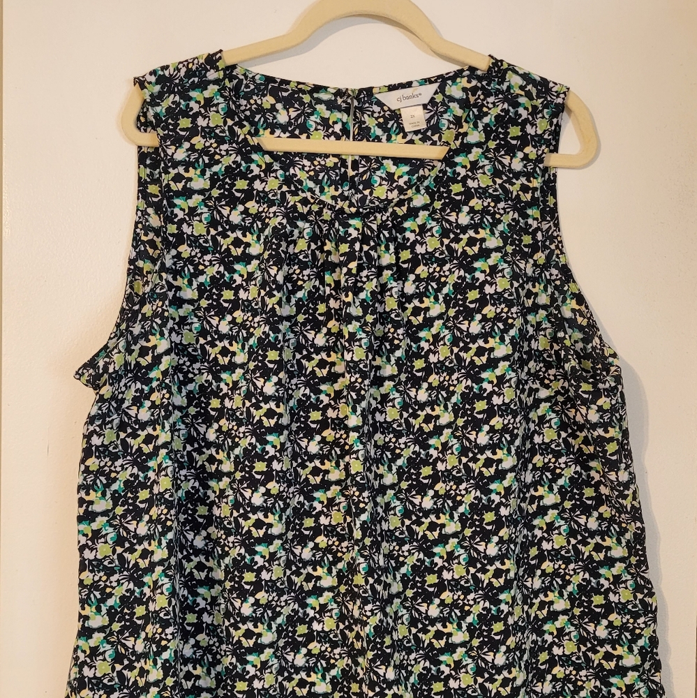 Floral Sleeveless Top - Navy Multicolor